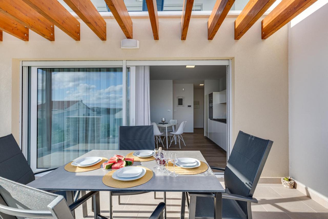 Apartments Corcovado Водице Екстериор снимка