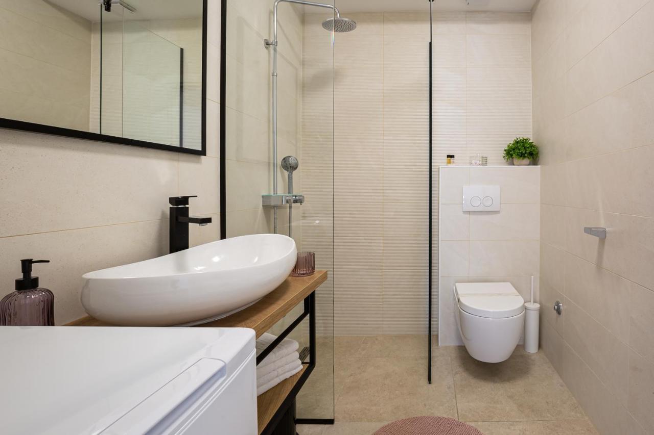 Apartments Corcovado Водице Екстериор снимка