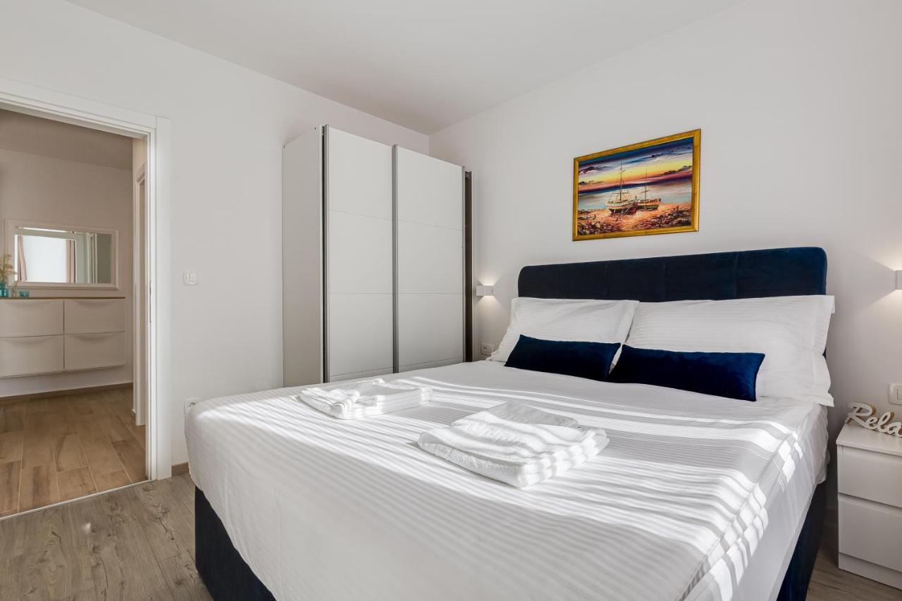 Apartments Corcovado Водице Екстериор снимка